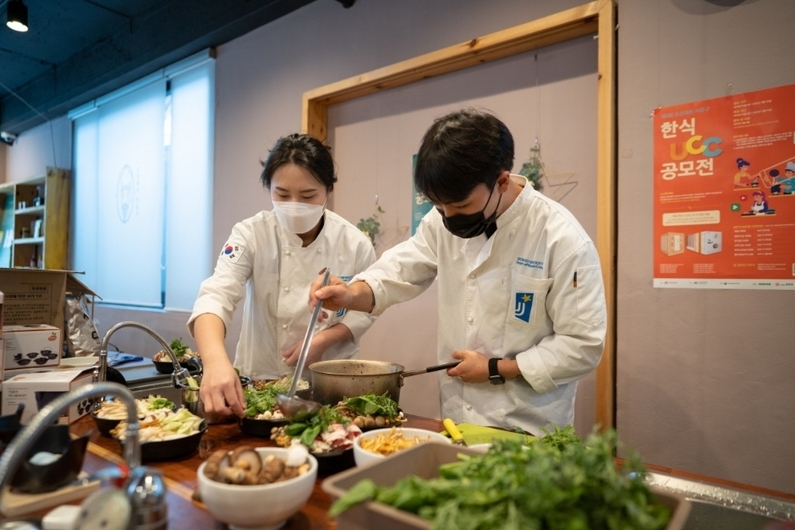 Jeonju Bibimbap Festival 2024: Experience Korean Culture & Cuisine in Jeonju