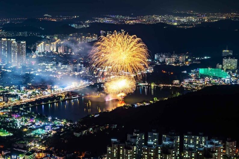 Suseongmot Festival 2024: Experience Daegu's Vibrant Arts & Culture at Suseong Lake