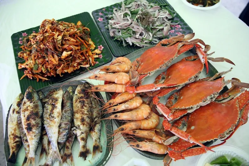 2026 Seocheon Hongwon Port Wild Gizzard Shad and Blue Crab Festival: Enjoy Fresh Seafood and Unique Hand-Catching Experiences
