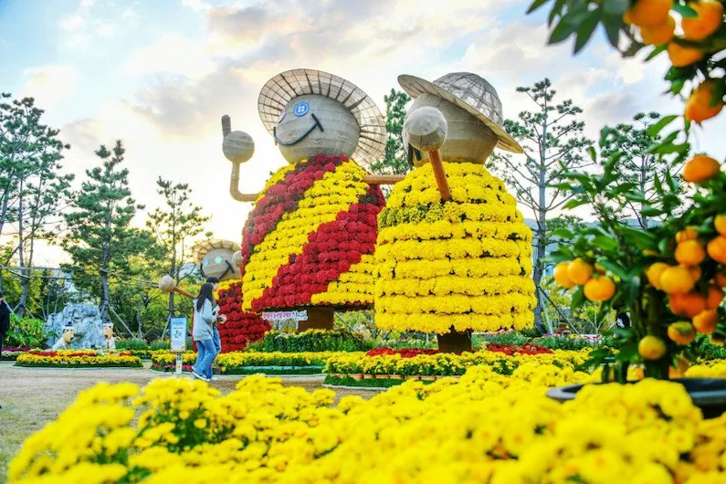 2026 Masan Gagopa Chrysanthemum Festival Guide: Experience Stunning Floral Art and Waterfront Fireworks in Changwon